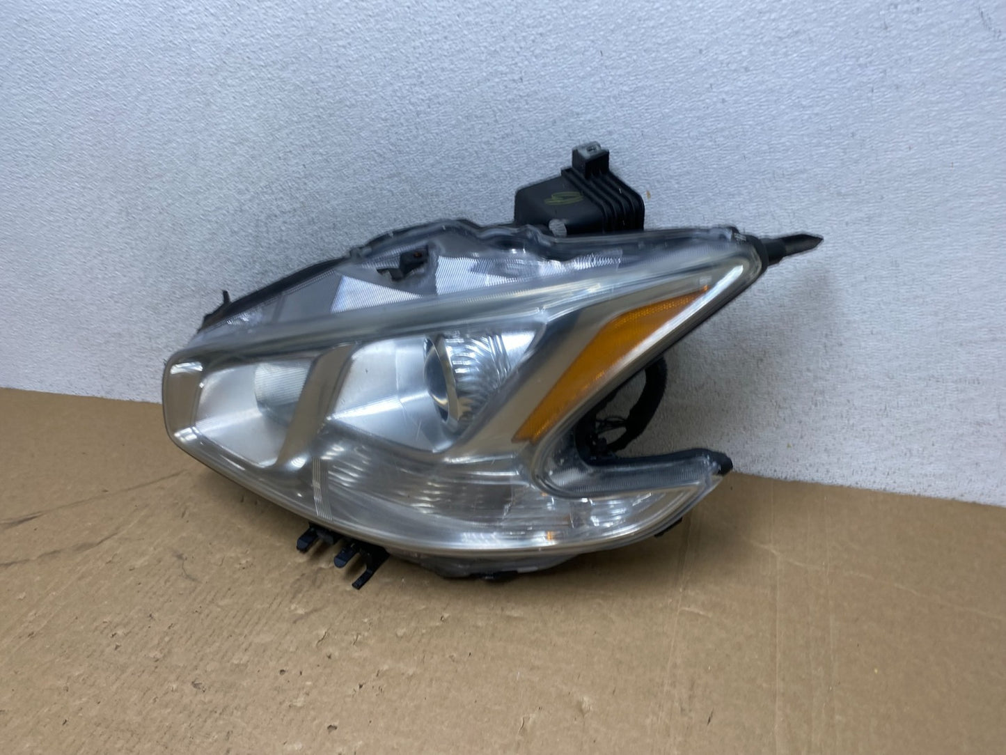 Halogen 2009 to 2014 Nissan Maxima Left Driver LH Side Headlight AG0480 DW1
