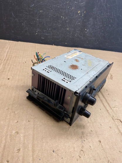 1996- 2005 Chevrolet GMC Safari Astro AM FM Radio Stereo AD7168 DG1