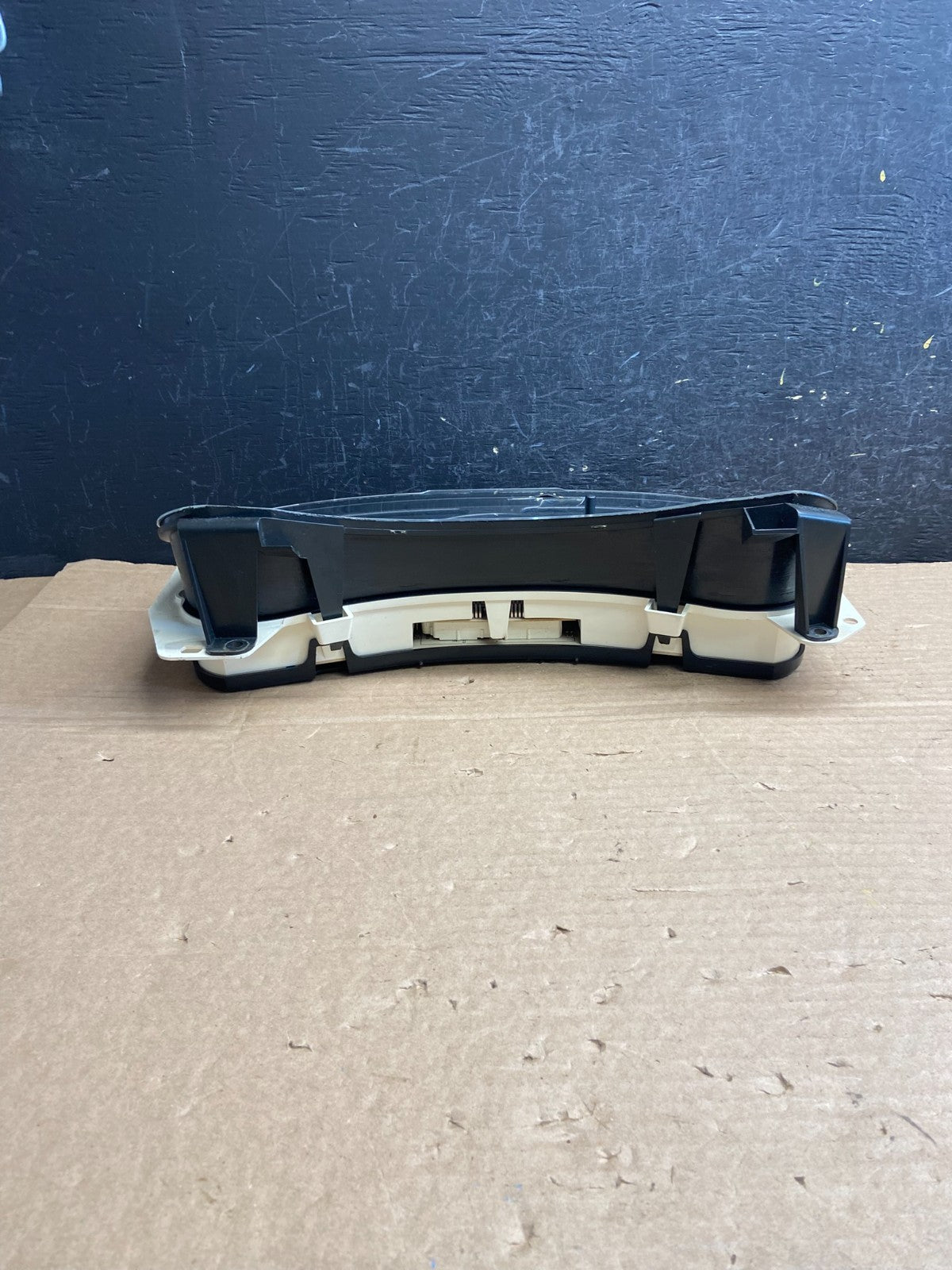 1999 to 2002 Chevrolet Colorado Instrument Cluster Speedometer AF2537 DG5