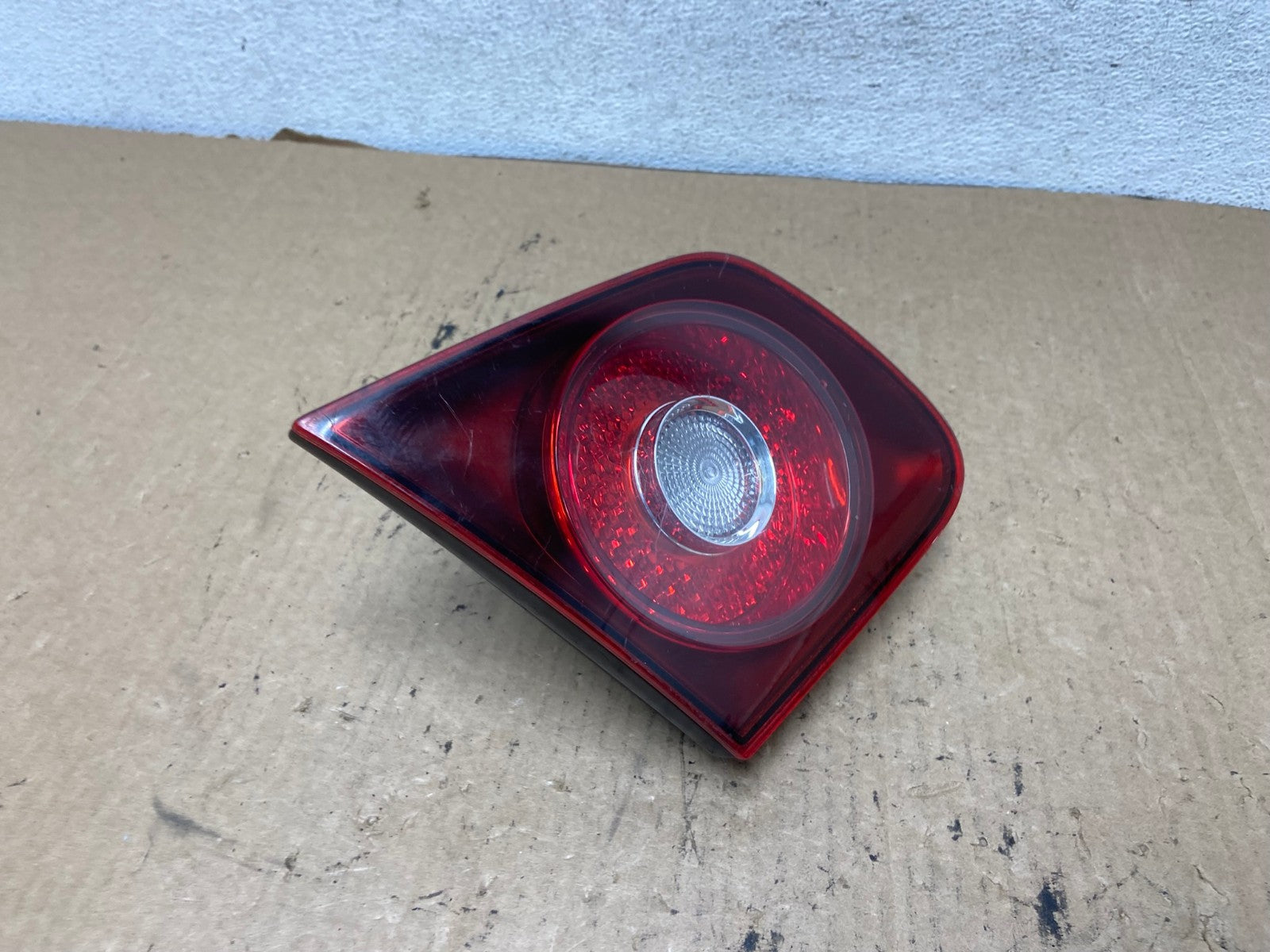 2008-2010 Volkswagen Jetta Sedan Left Driver Inner Tail Light AG2240 LK2