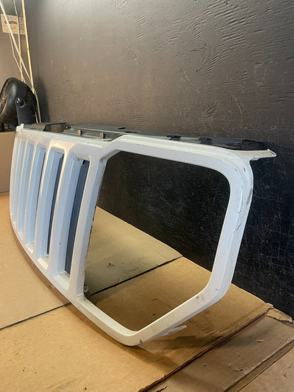 2008 2009 2010 2011 2012 Jeep Liberty Front Upper Grill Grille AE3473 DG1