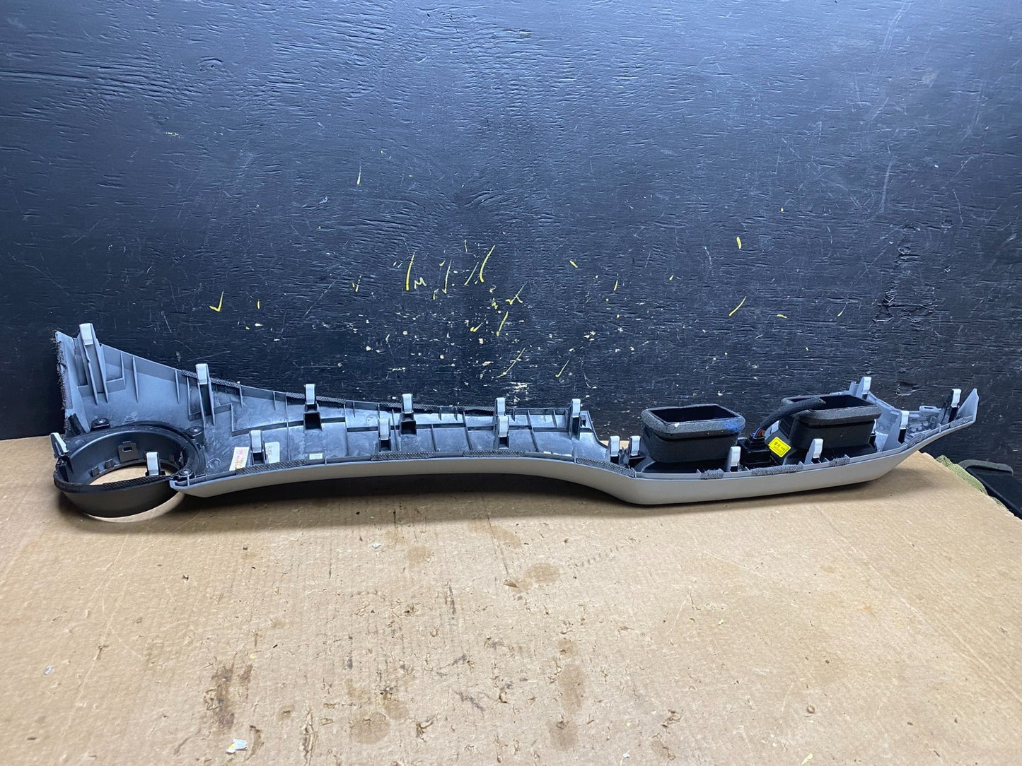 2018-2023 Hyundai Kona Dashboard Dash Center Air Vent Right Trim Cover z7227 DG4