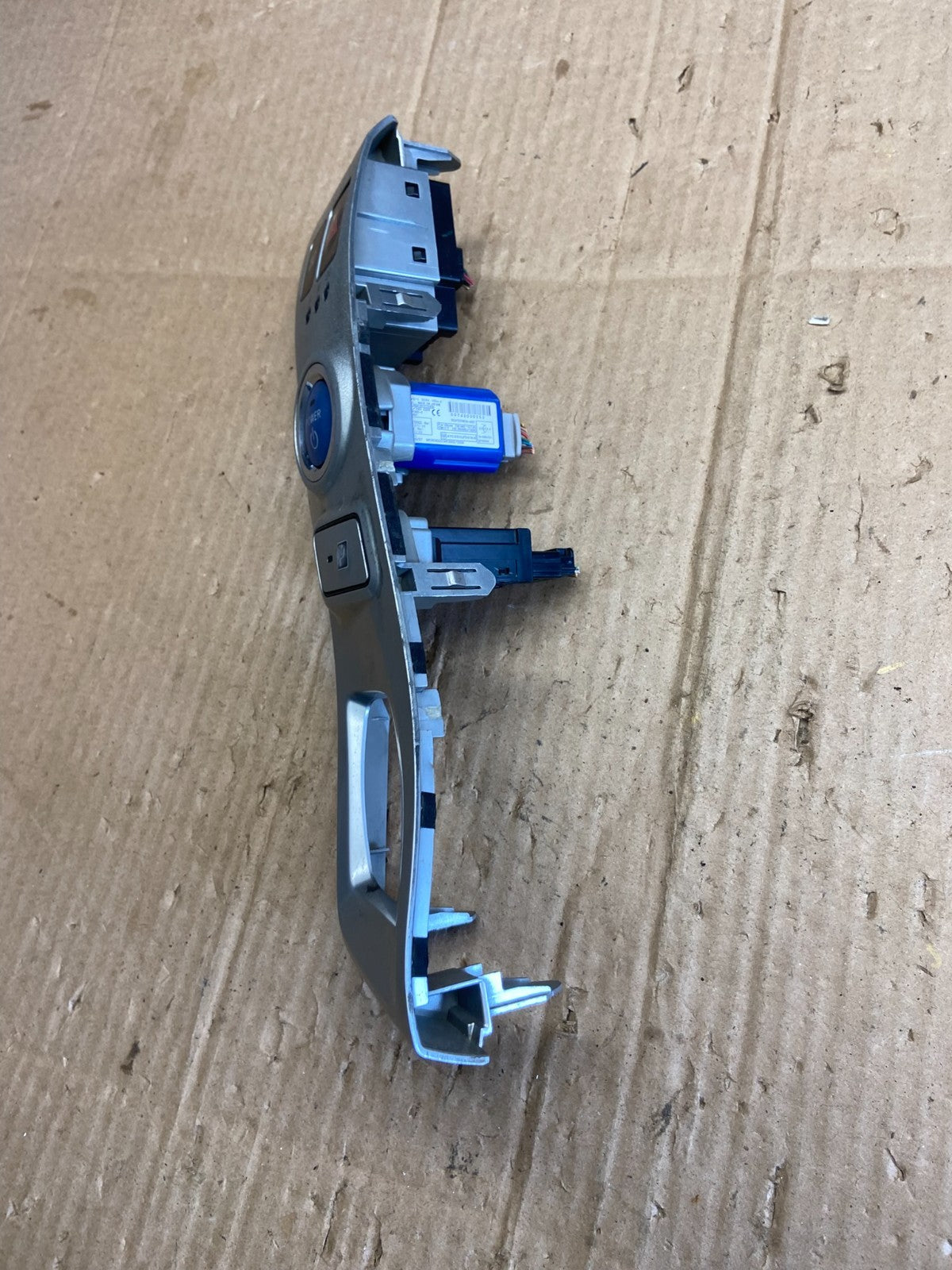 2012-2016 Toyota Prius V Shifter Bezel Trim Parking Push Start  aa8145 DG3