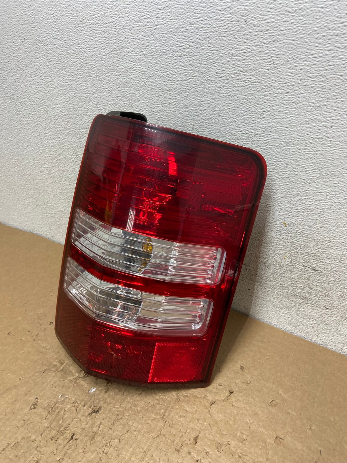 2008 to 2012 Jeep Liberty Right Passenger RH Side Tail Light AF8320 LK1