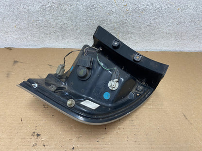 2007 to 2010 Ford Edge Tail light Left Driver Side AH4205 LK6