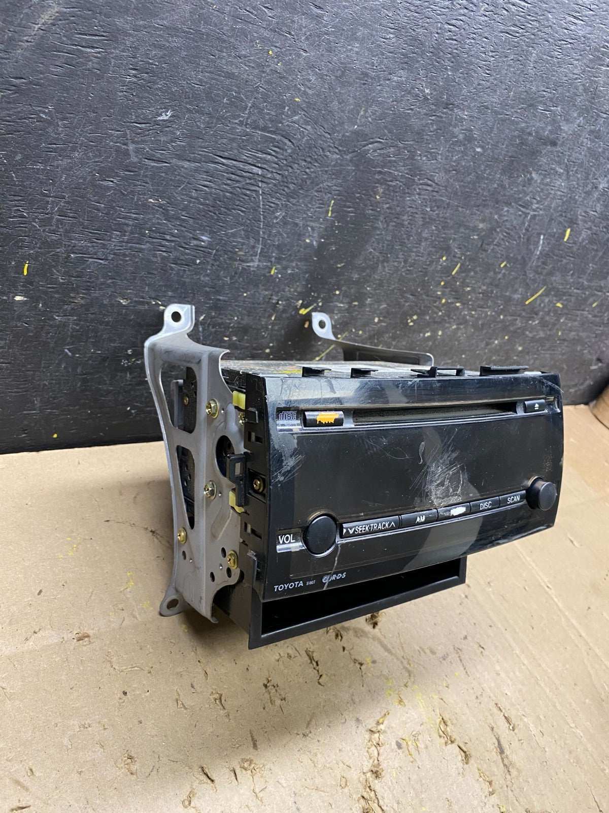2004 2005 2006 Toyota Prius OEM Radio AM/FM CD Player Oem U5260 DG2