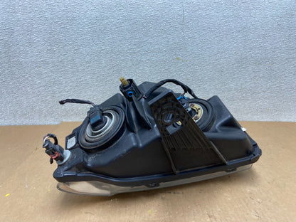 2011-2013 Jeep Grand Cherokee Right Passenger Halogen Headlight Z6879 DW8