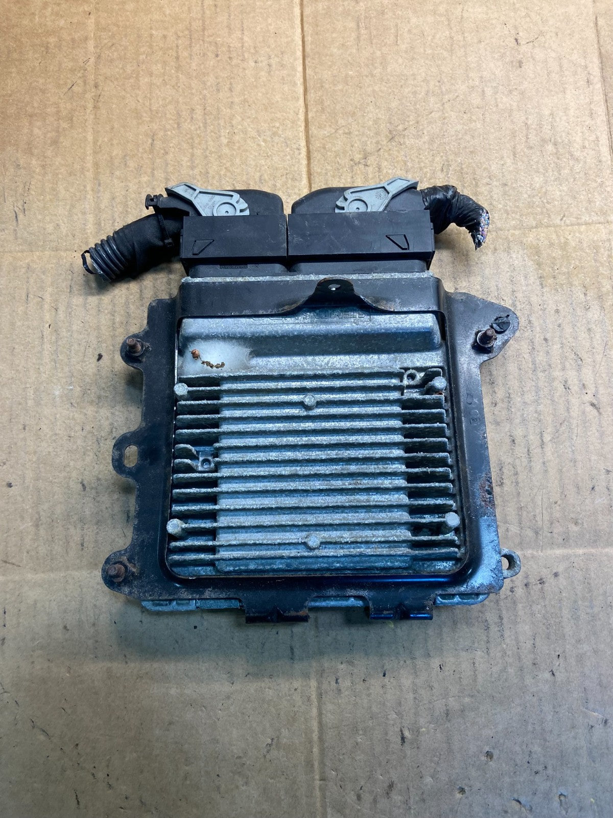 2007 to 2010 Dodge Caliber ECM Engine Computer Module ECU Y3890 DG3