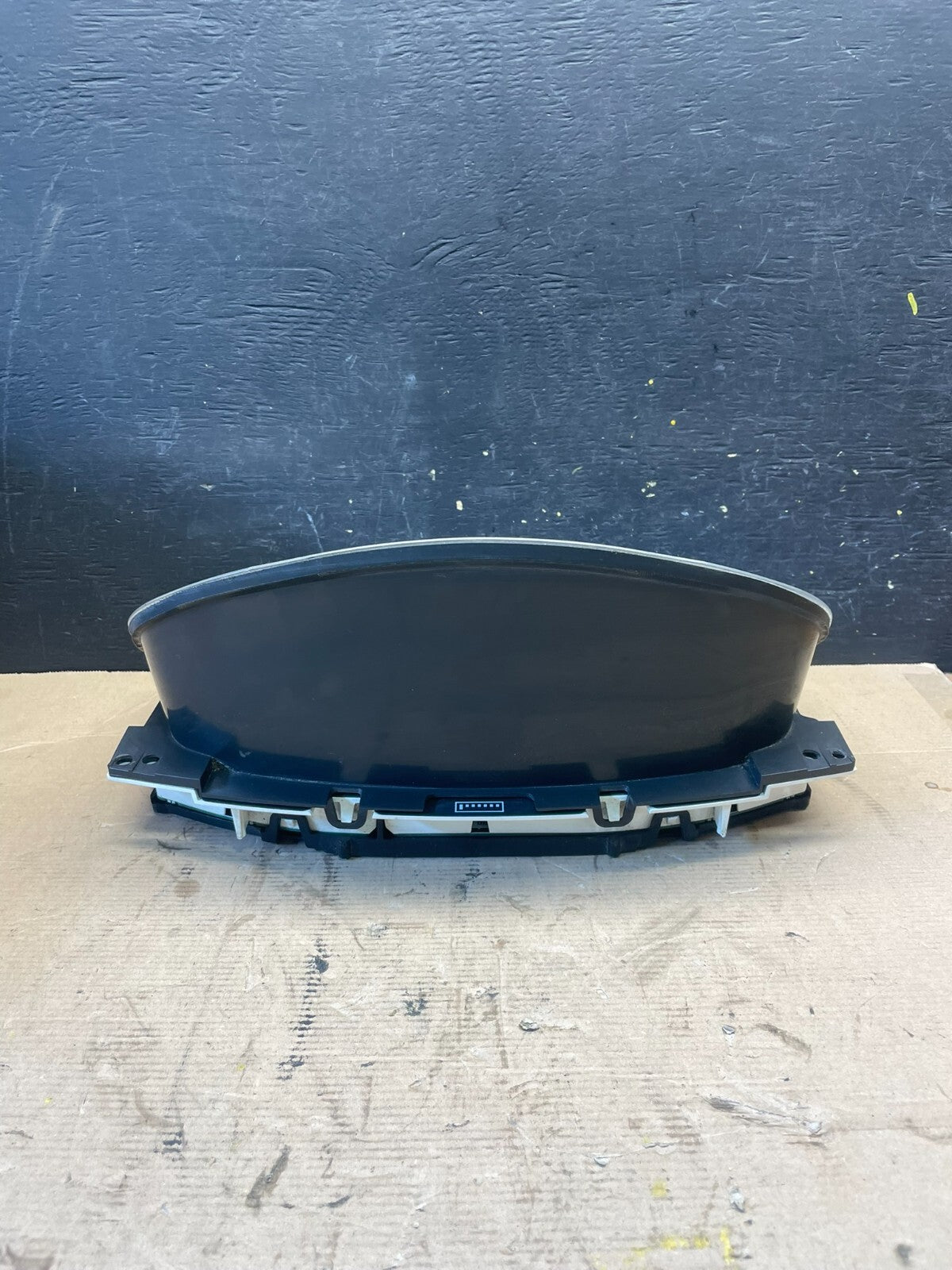 2004 to 2007 Chevrolet Express Speedometer Cluster Gauge n74493