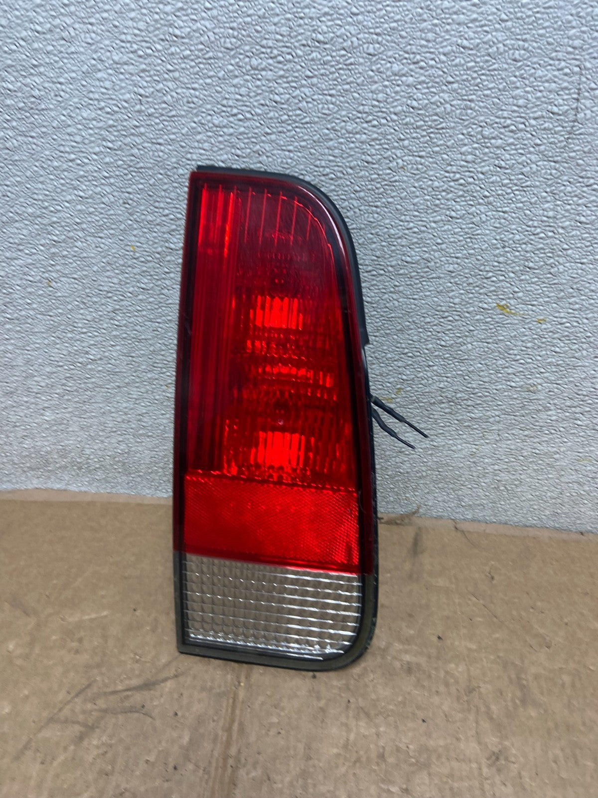 2003 2004 2005 Lincoln Aviator Left Driver Lh Inner Tail Light Side AA2625 DW0