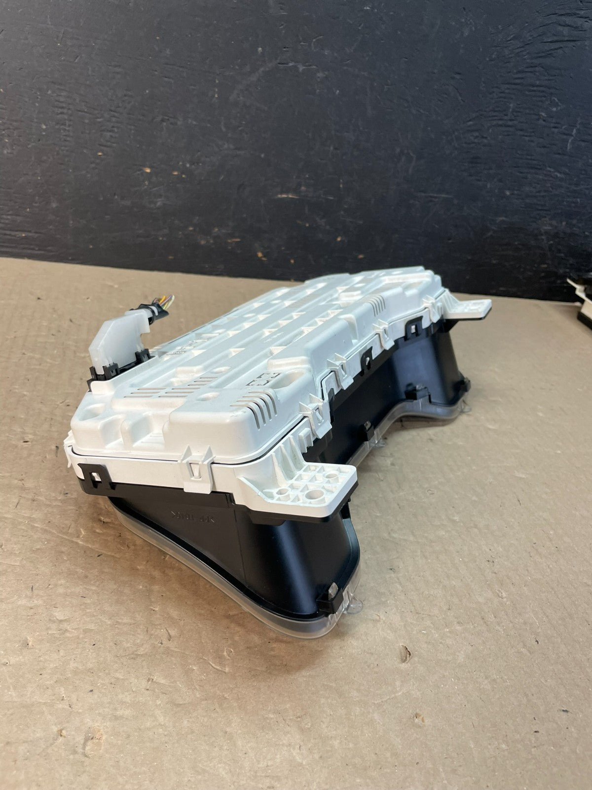 2016 Ford E150 E250 E350 VAN Gauge Speedometer Cluster ae3367 DG3