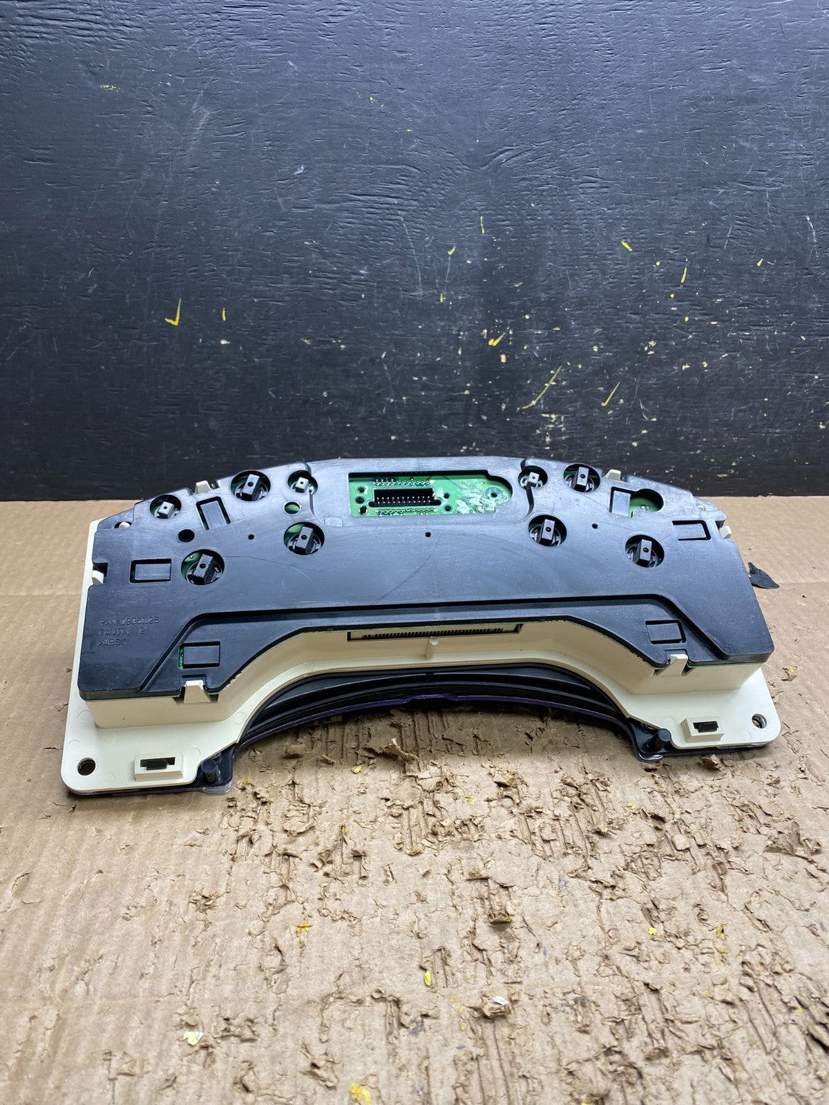 2000 to 2005 Chevrolet Astro Cluster Gauge Speedometer ECM V7545 DG6