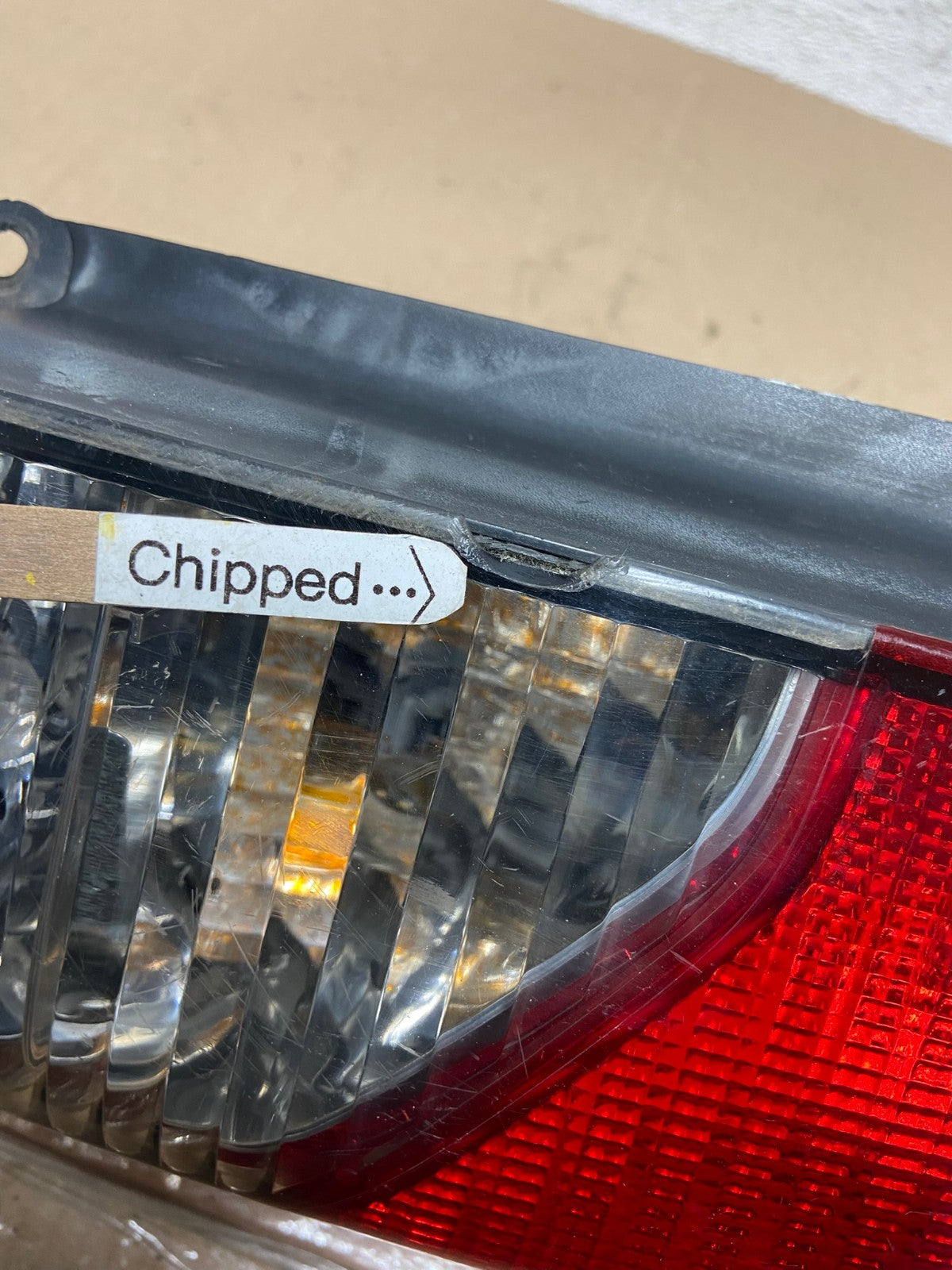 2002 2003 2004 Nissan Xterra Left Driver Side Tail Light AE6730 LK4