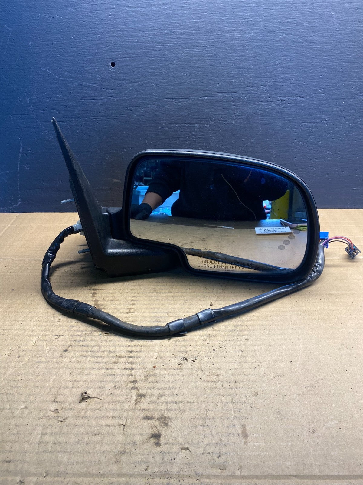 2003-2006 Chevrolet Tahoe Suburban Right Passenger Turn Door Mirror AB7097 MS9