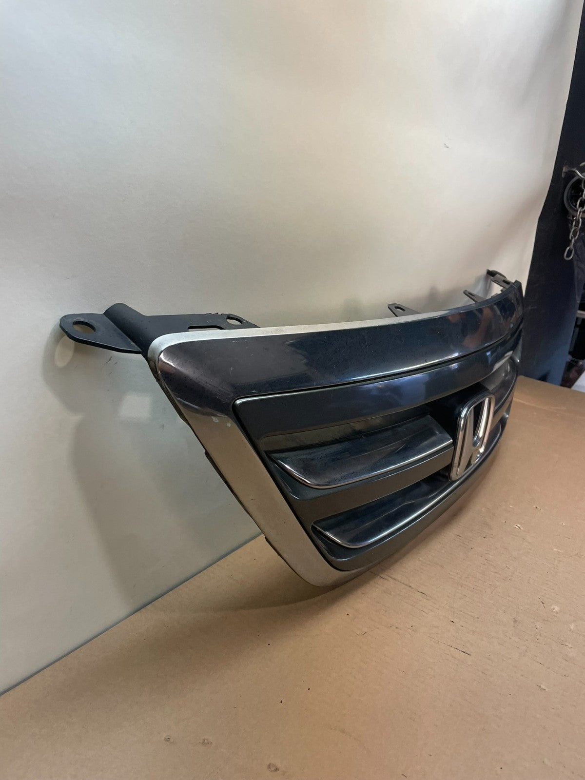 2005 2006 2007 Honda Odyssey Front Upper Grill Grille AI4186 DG1