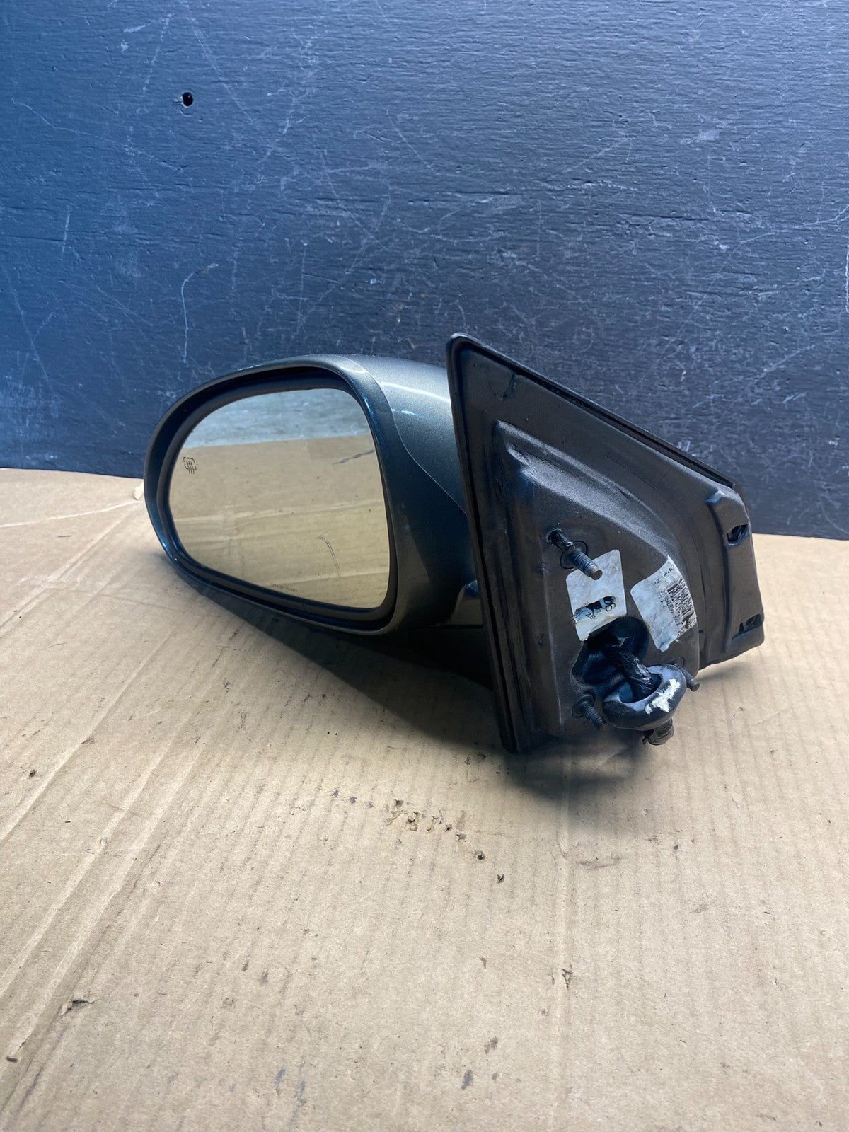 2008-2012 Buick Enclave Left Driver Heat Door Turn Sgn Mirror Heated AE224810