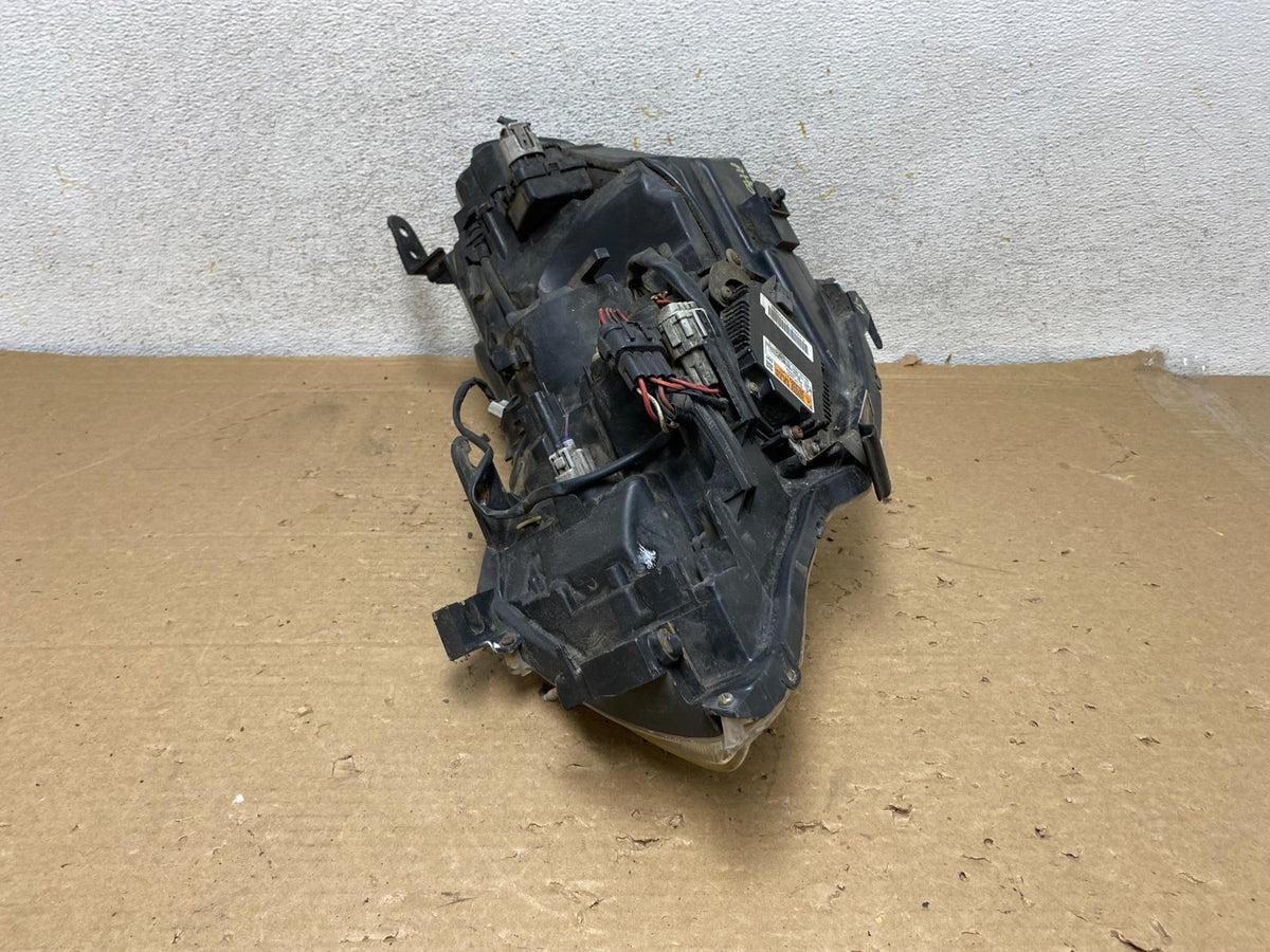 2006 to 2010 Infiniti M35 Right Passenger Rh Xenon HID Headlight AH8989 DW8