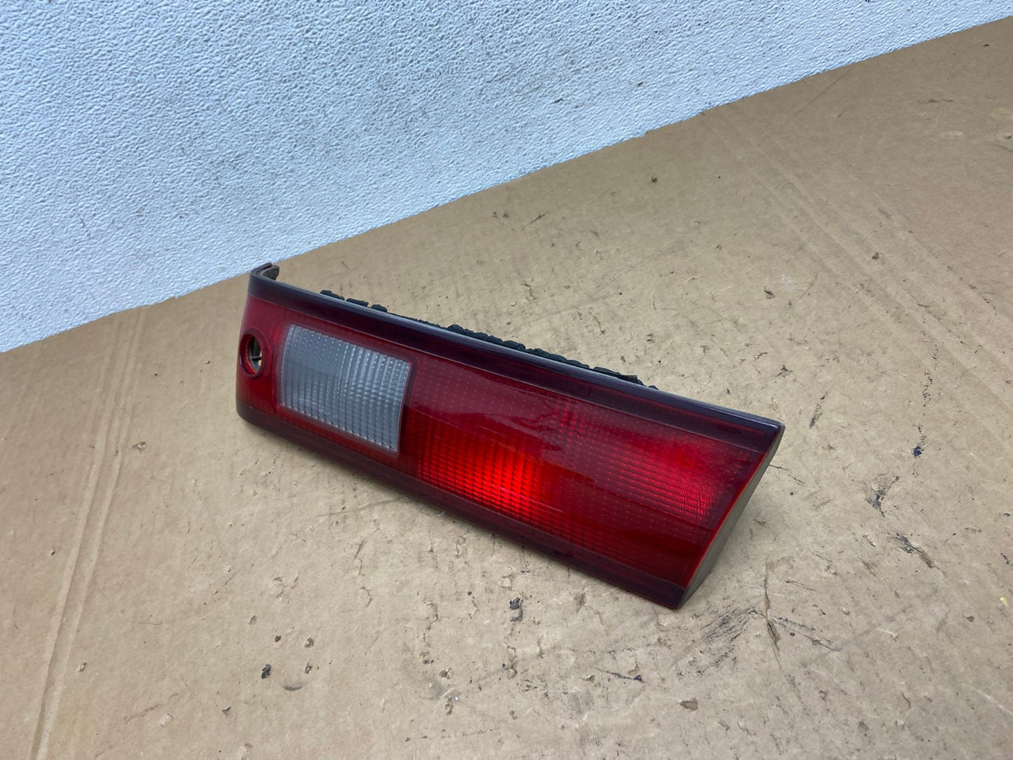 1997 1998 1999 Toyota Camry Tail Light Inner Right Passenger AD3273 LK1