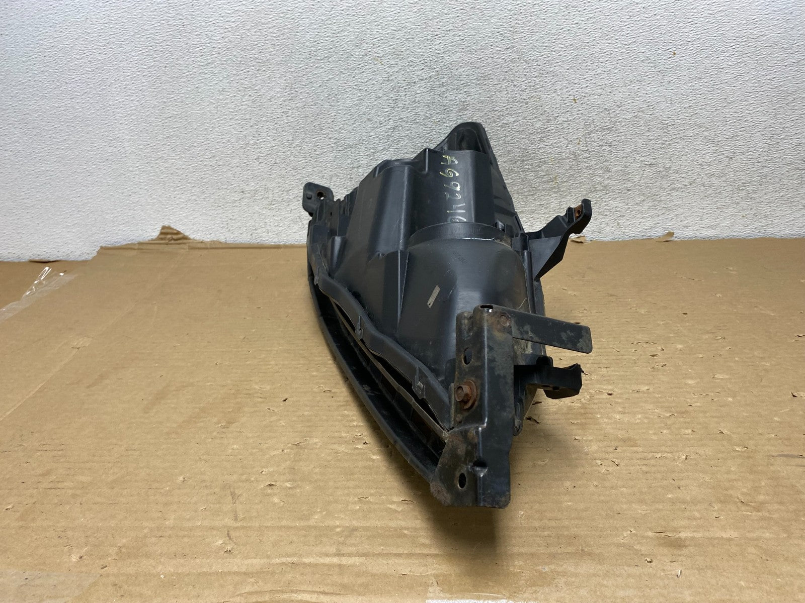 2003 - 2007 Honda Accord Left Driver LH Halogen Headlight AG9246 DW6