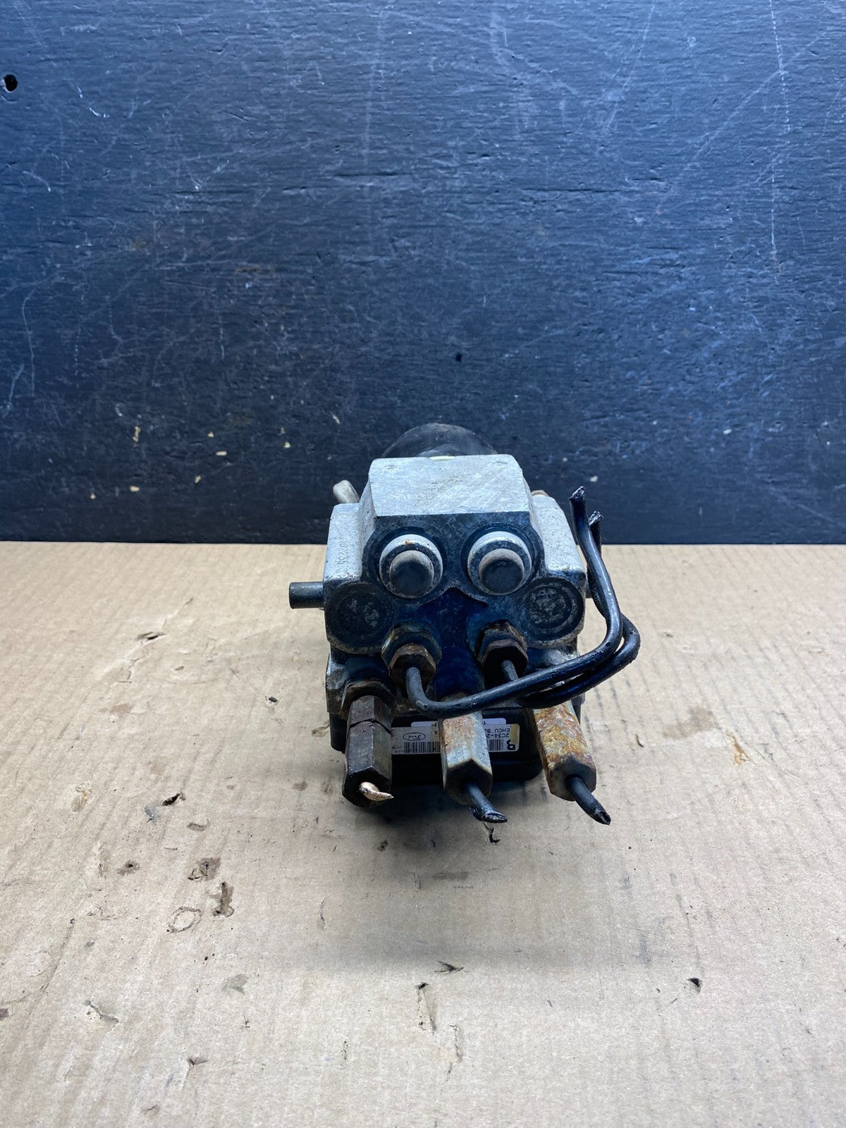 2003 2007 Ford E250 E350 Anti-Lock ABS Antilock Brake Pump AG9749 DG5