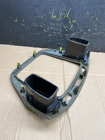 2001-2007 Toyota Highlander Radio Climate Dash Trim Bezel Air Vent OEM aa4501 DG5