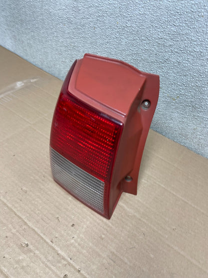 2004-2005 Mitsubishi Endeavor Left Driver LH Tail Light Oem AA8667 LK1