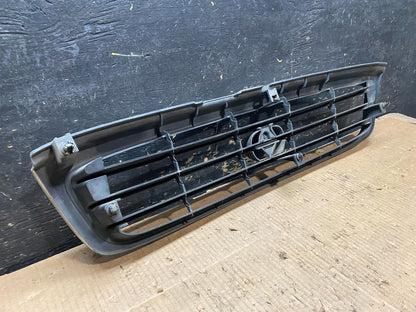 1998 to 1999 Mazda MPV Front Grill Grille Y6483 PS5