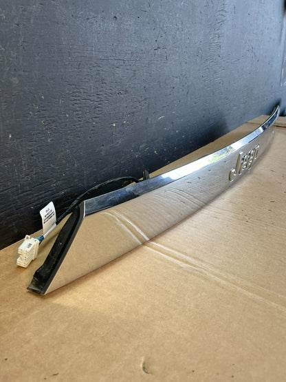 2011-2013 Jeep Grand Cherokee Liftgate Garnish Molding Trim W/O Camera AE8380 DG2