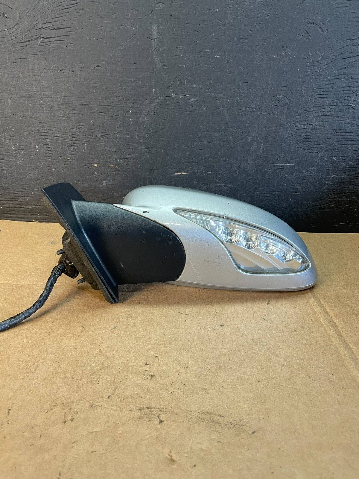 2013 to 2017 Buick Enclave Left Driver LH Blind Spot View Door Mirror AE0972 DW3