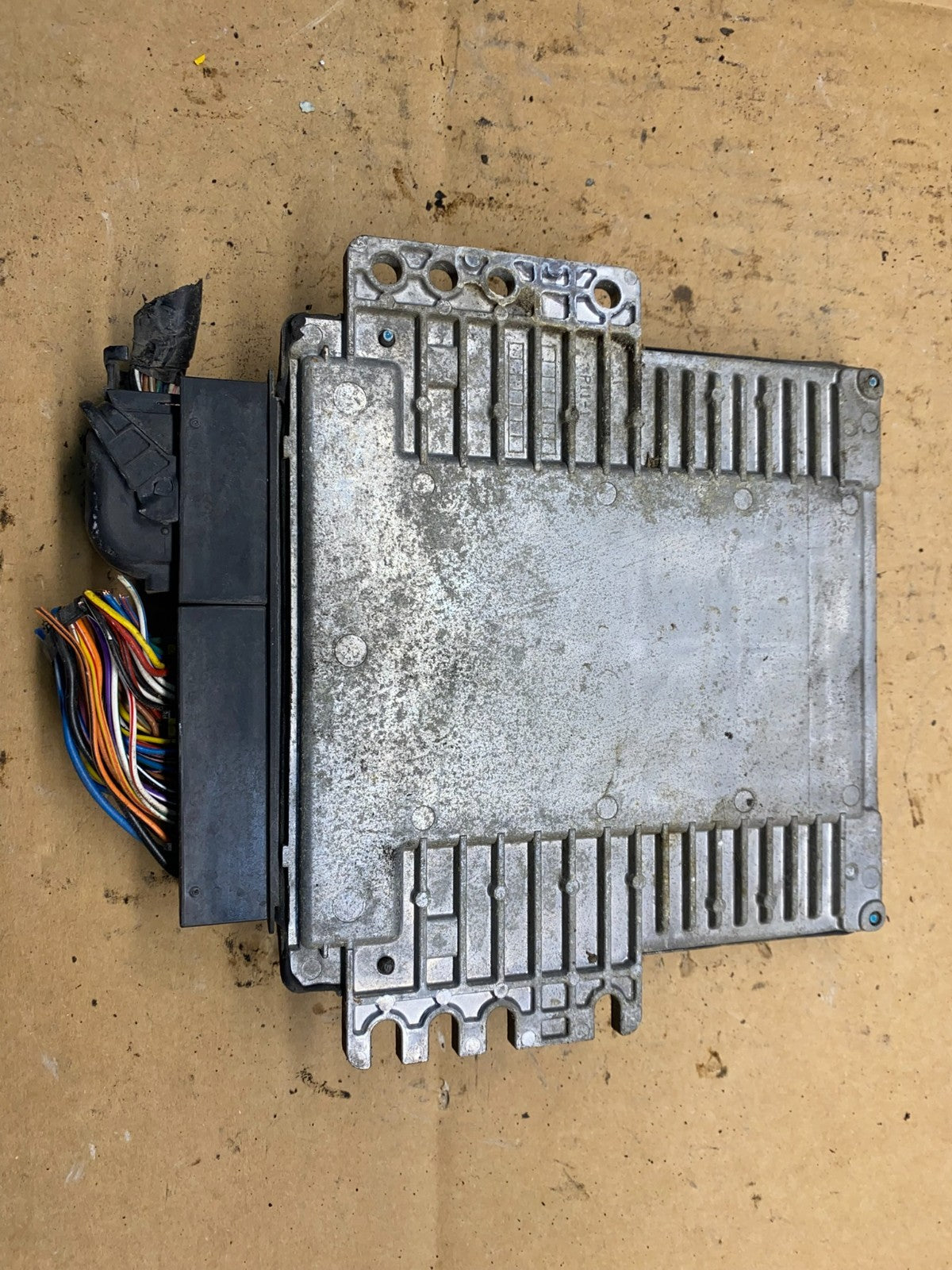 2006 Nissan Titan Ecm Ecu Engine Control Computer MEC84-190 C1 r4489 DG1