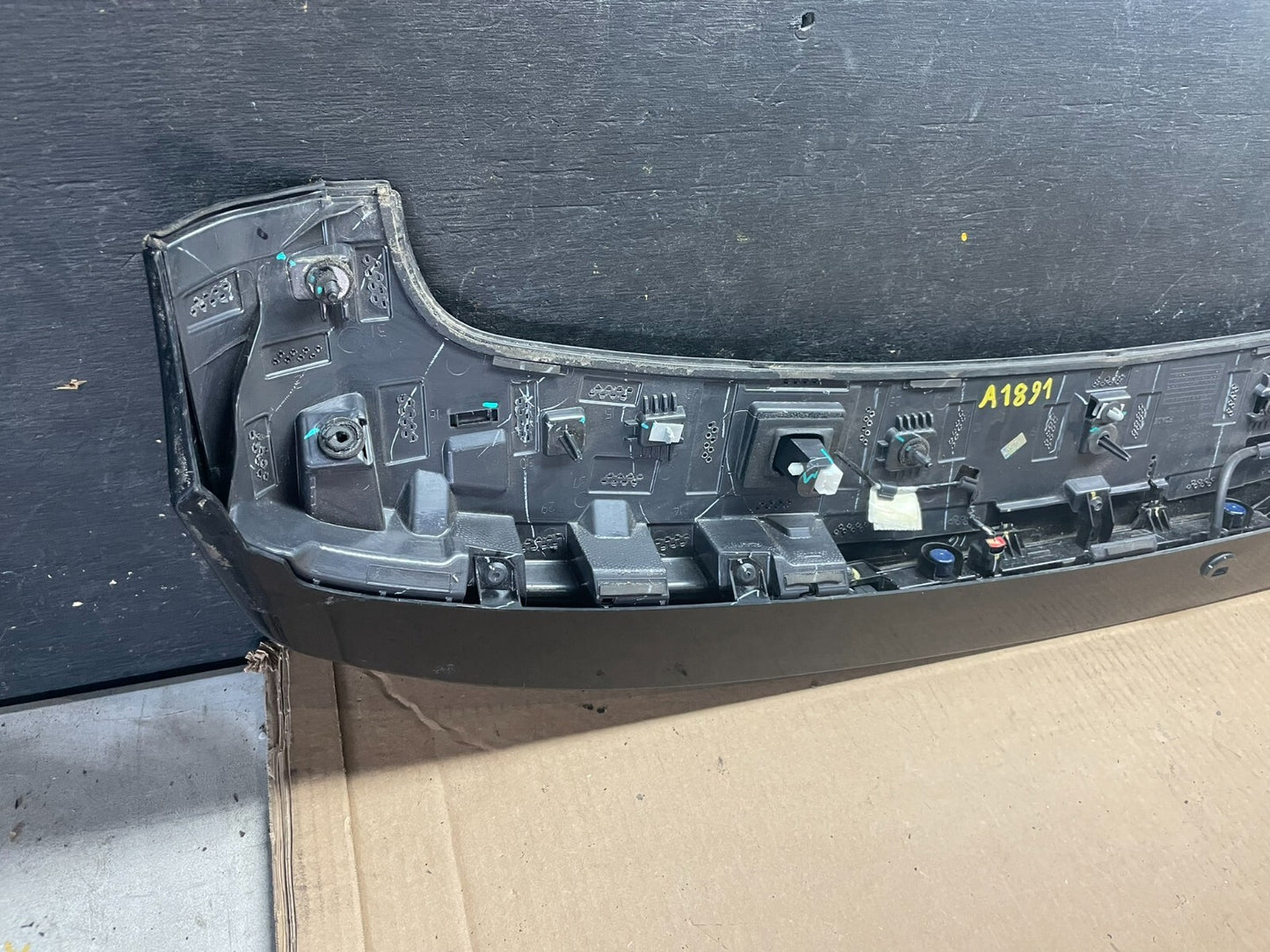 2018 to 2022 Jeep Compass Spoiler 3RD Third Break Light Rear OEM A1891 DG16