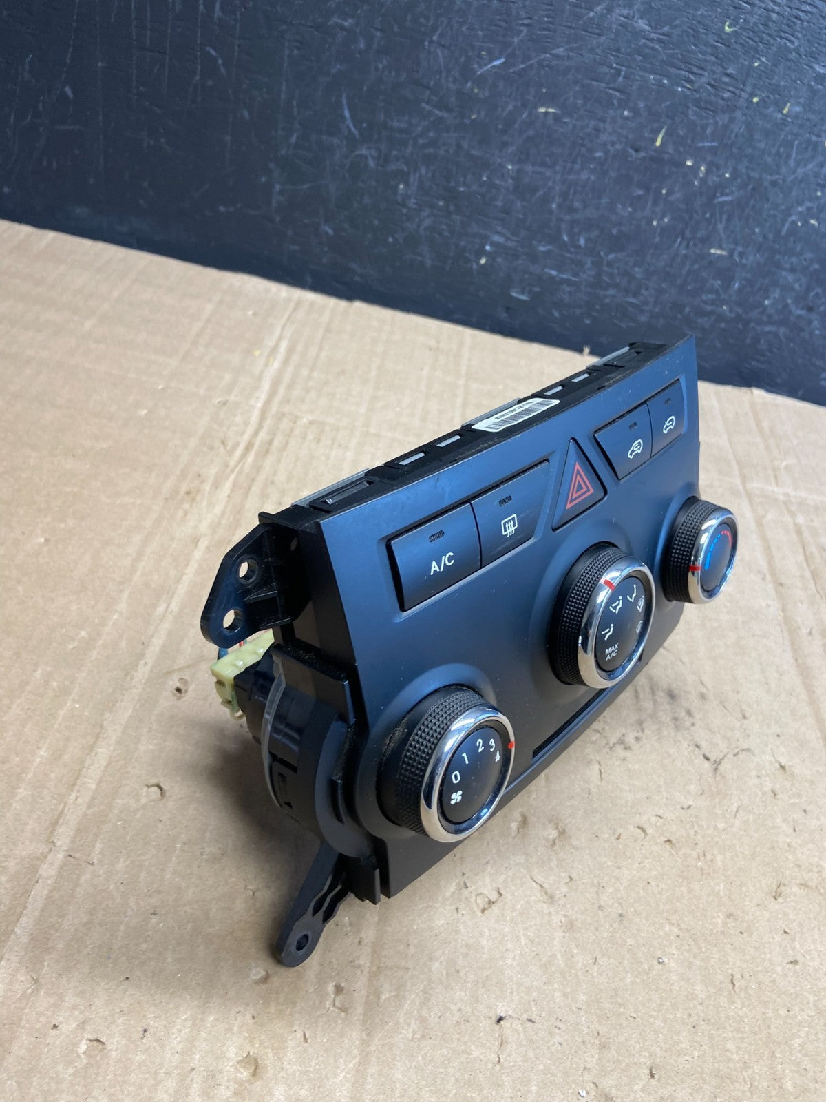 2011 2012 2013 Kia Sorento Temperature AC Climate Control 97250-1uxxx AD7209 DG1