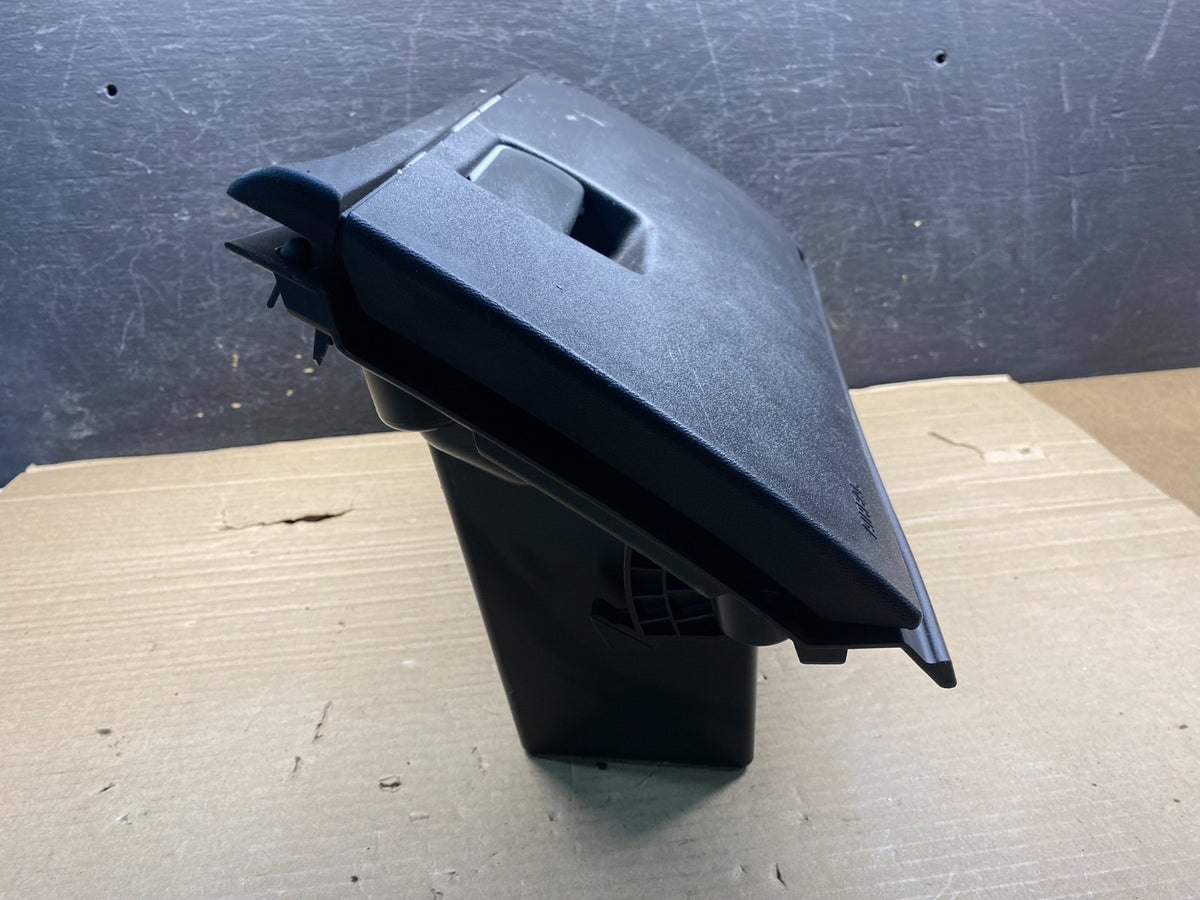 2010 - 2017 Chevrolet Volt Right Passenger Side Glove Box AH9940 DG1