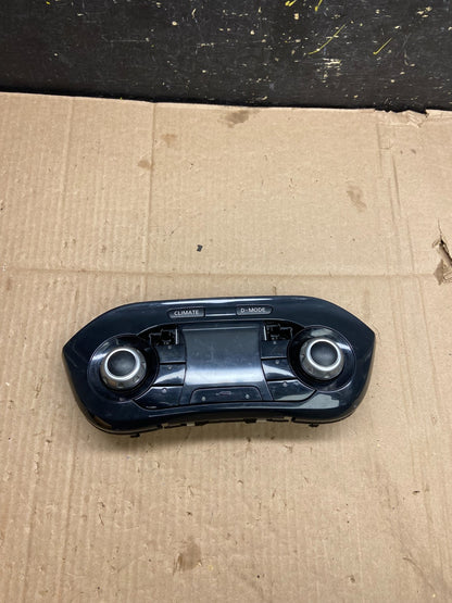 2011 2012 2013 Nissan Juke  A/C Temperature Climate Control Y2388 DG0
