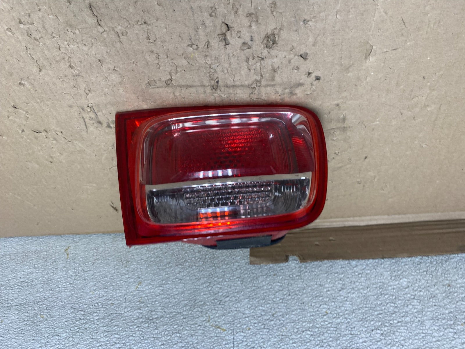 2013-2016 Chevrolet Malibu Left Driver Lh Side Inner Tail Light U1265 DW0