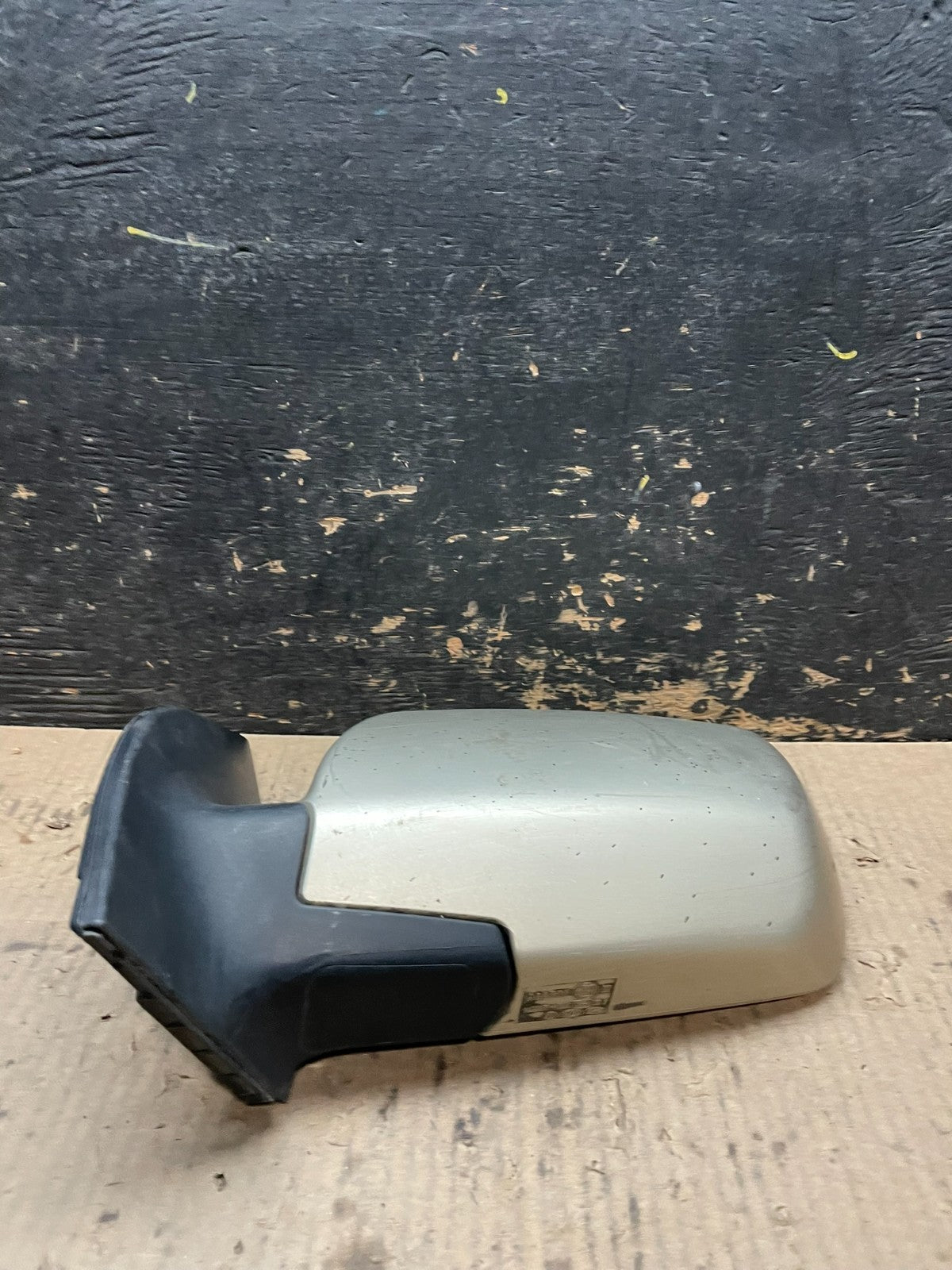 2007-2010 Hyundai Entourage Sedona Left Driver Lh Side Door Mirror Oem Y1573 MS3