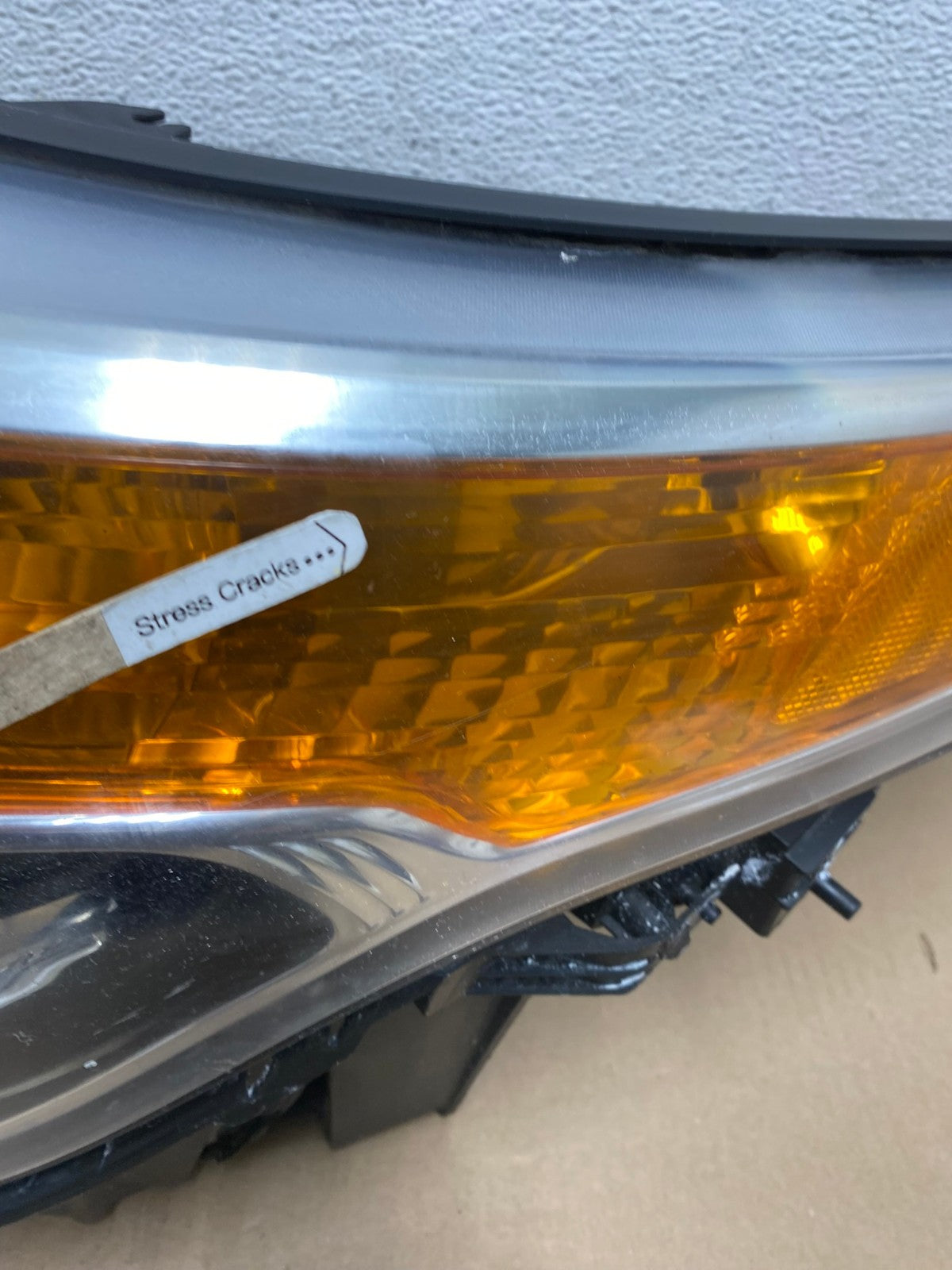 2011 to 2015 Ford Explorer Left Driver LH Xenon Headlight AF3030 LK4