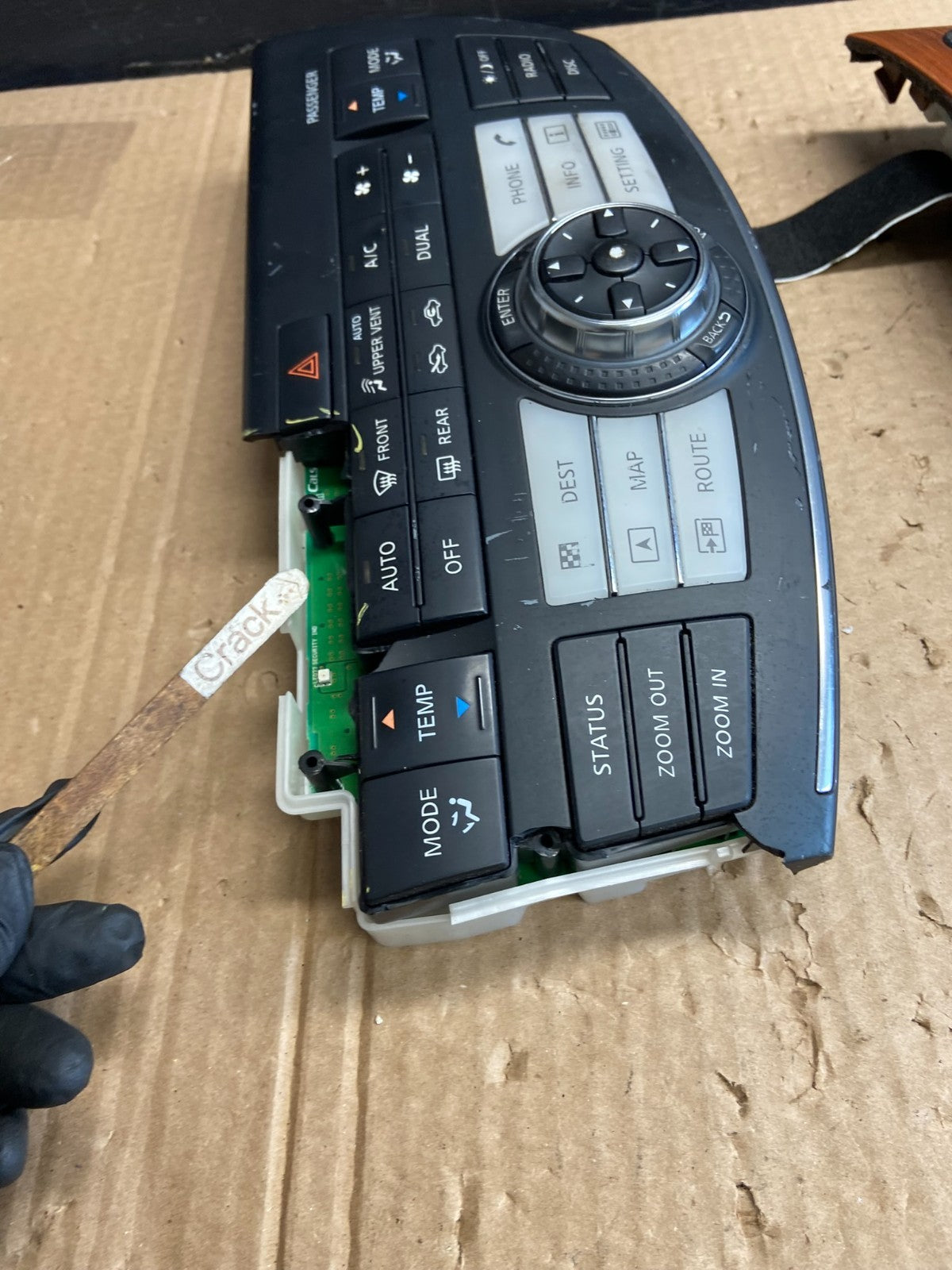 2008 2009 2010 Infiniti M35 Radio Clock Control Panel Plate AF64562