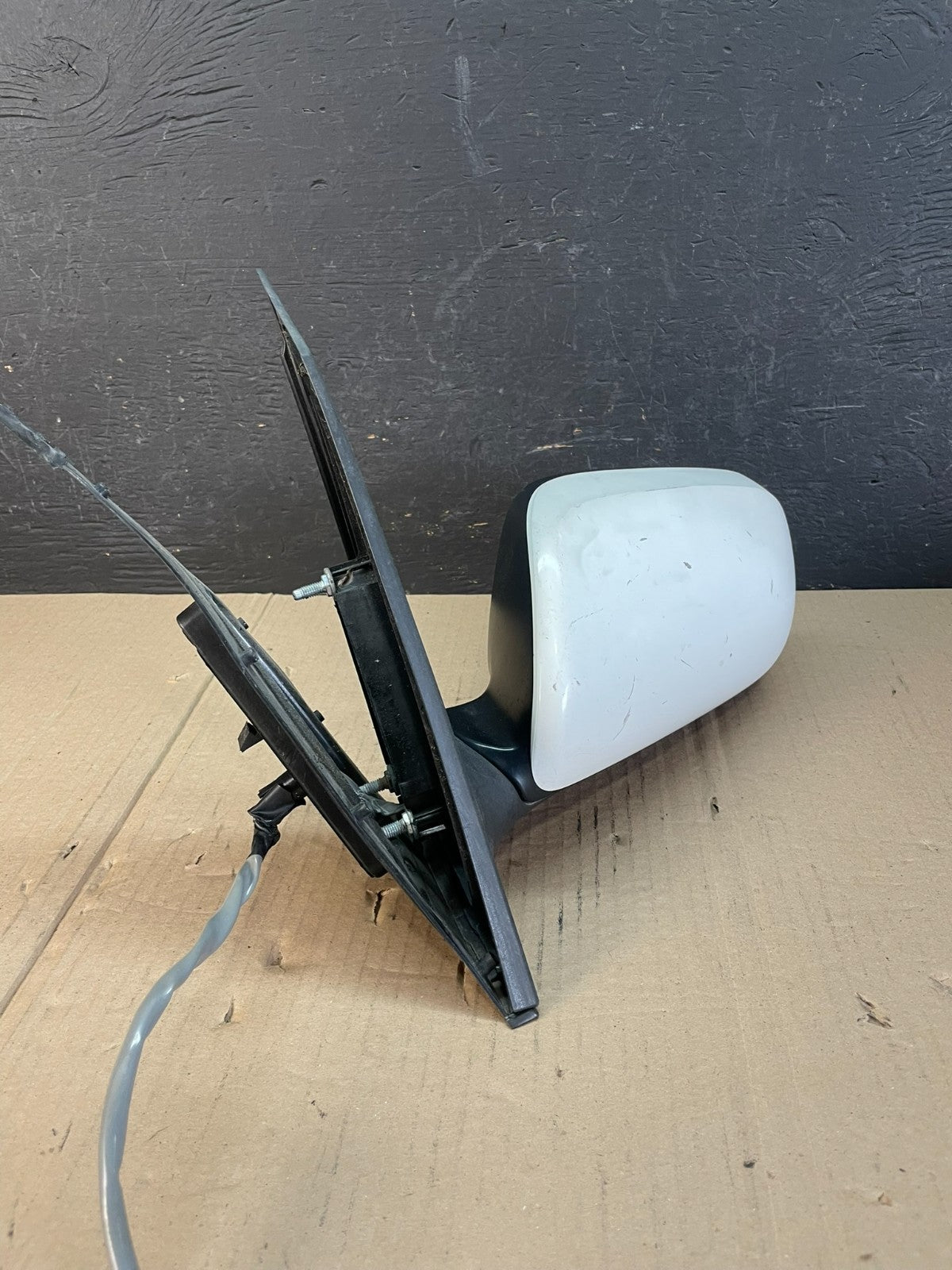 2004 to 2009 Toyota Prius Left Driver LH View Door Mirror AD8636 DG1