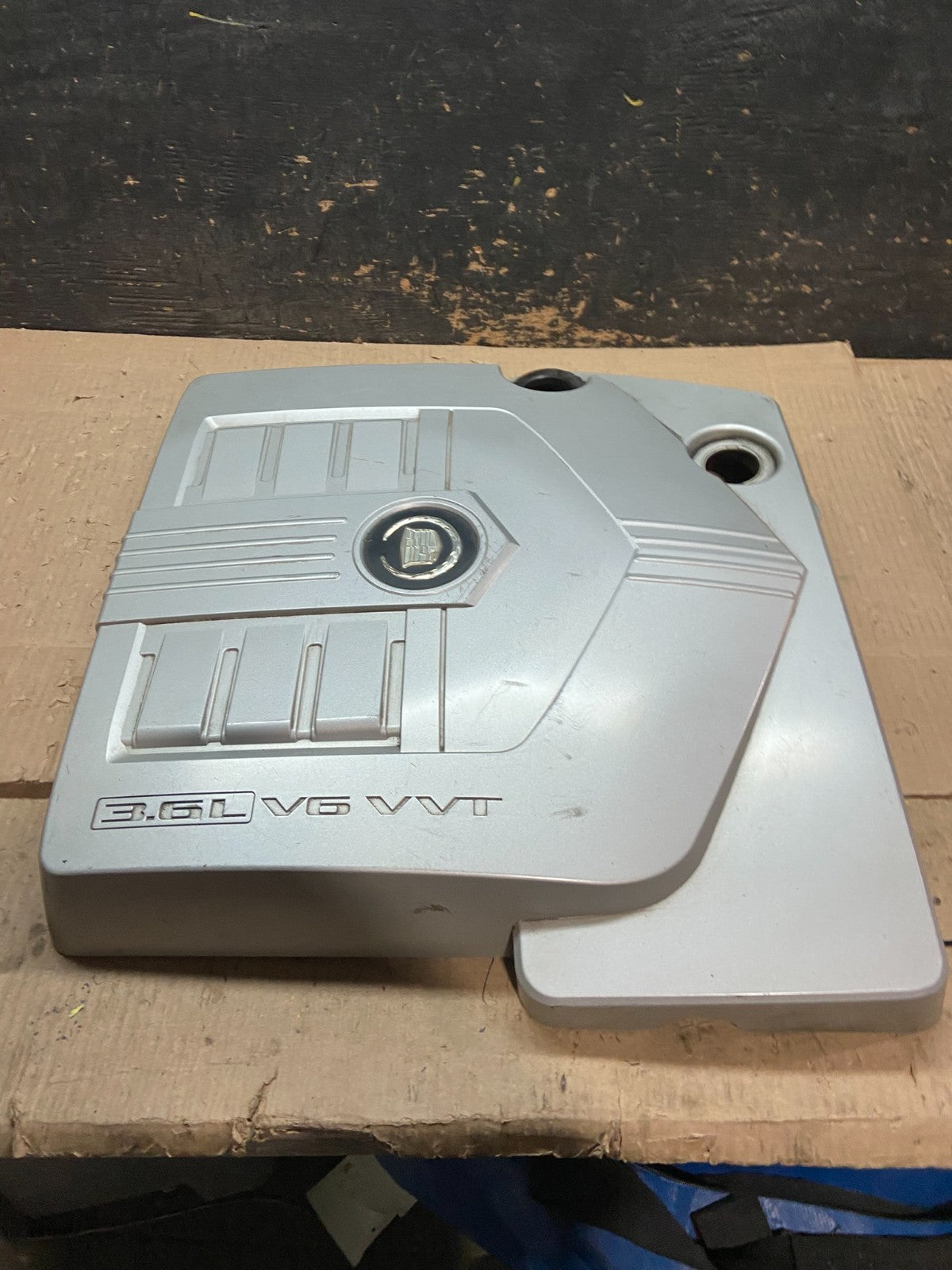 2004 to 2007  Cadillac CTS 3.6L Plastic Engine Cover Shield OEM X7920 DG3