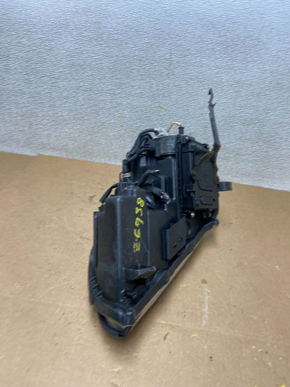 2004 to 2009 Lexus RX330 RX350 Xenon Right Passenger Side Headlight OEM Z6938 DW15