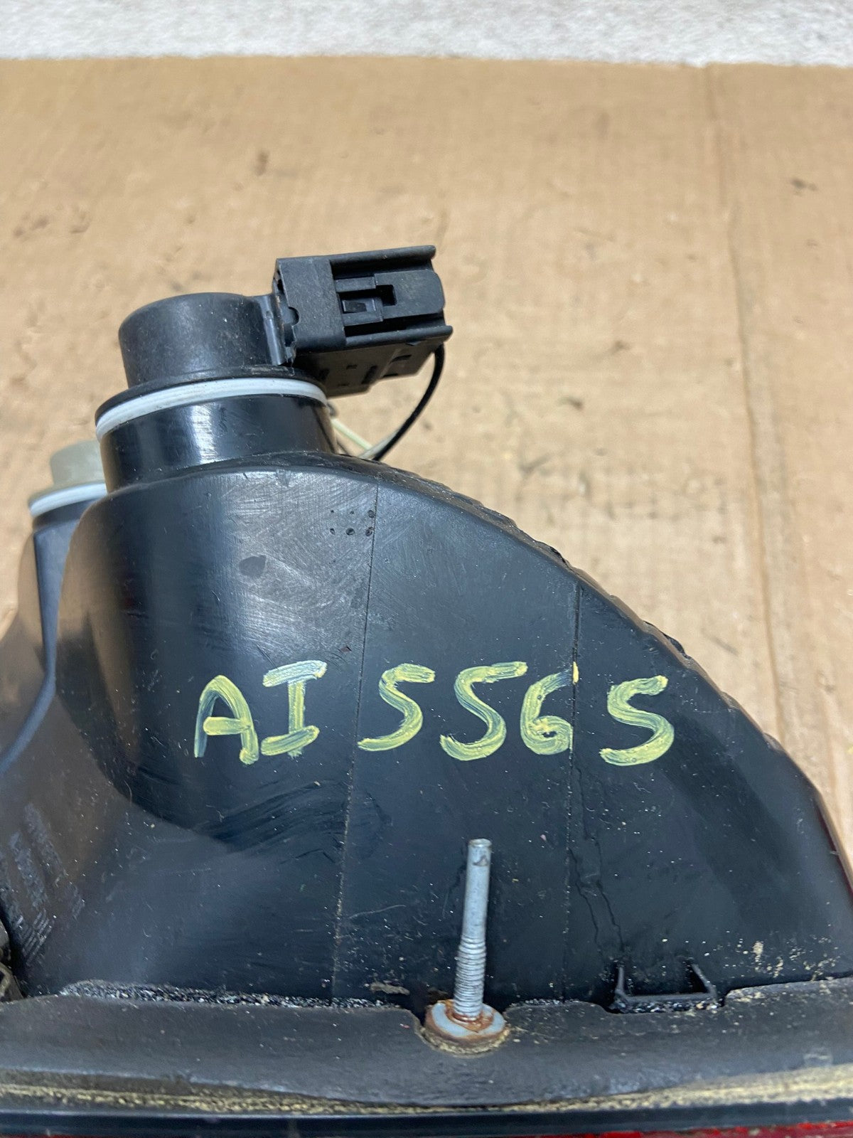 2007-2008 Chrysler Sebring Sedan Inner Right Passenger Tail Light AI5565 LK7
