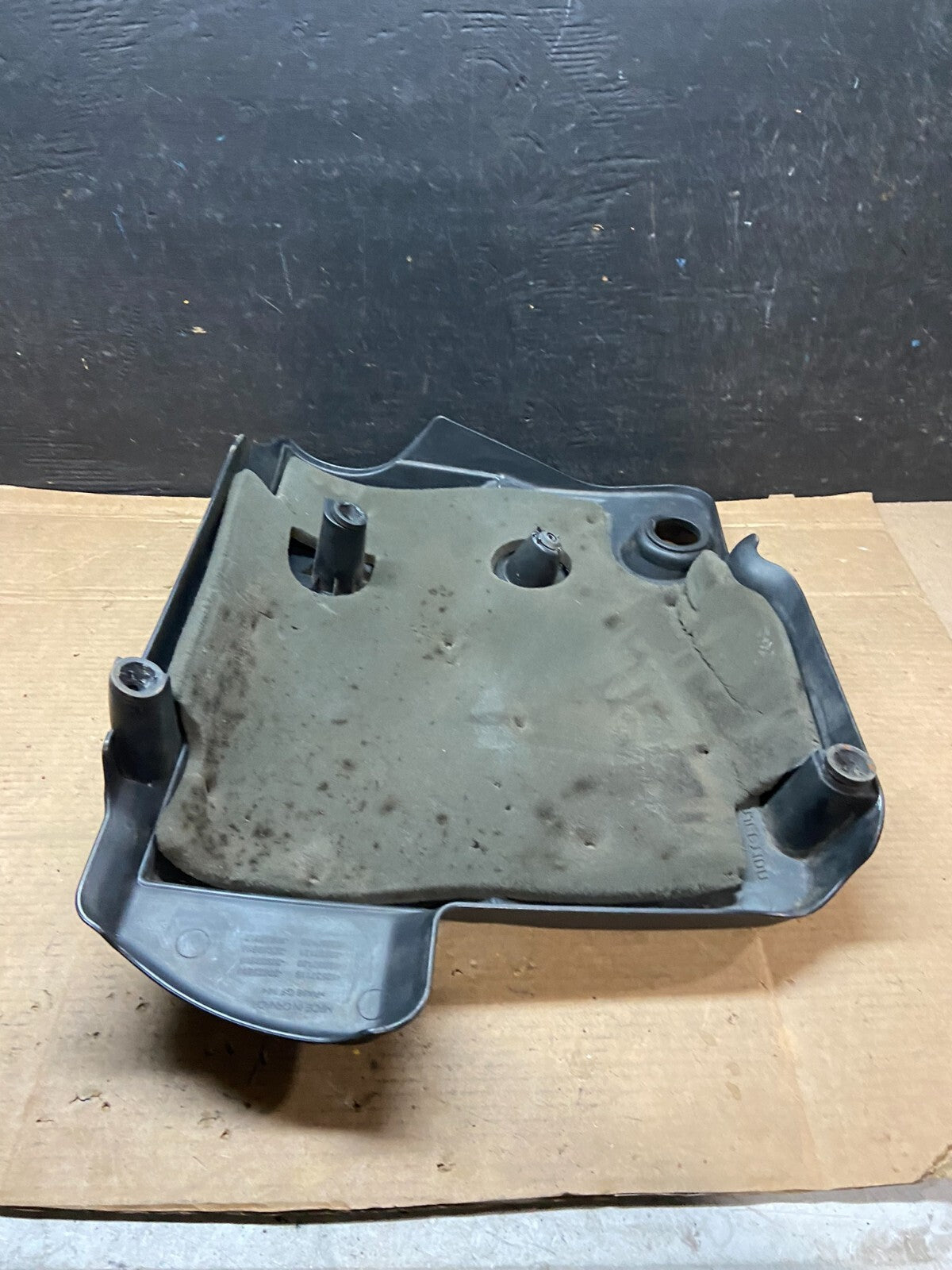 2010 to 2015 GMC Terrain Plastic Engine Cover Shield i3026 PS7