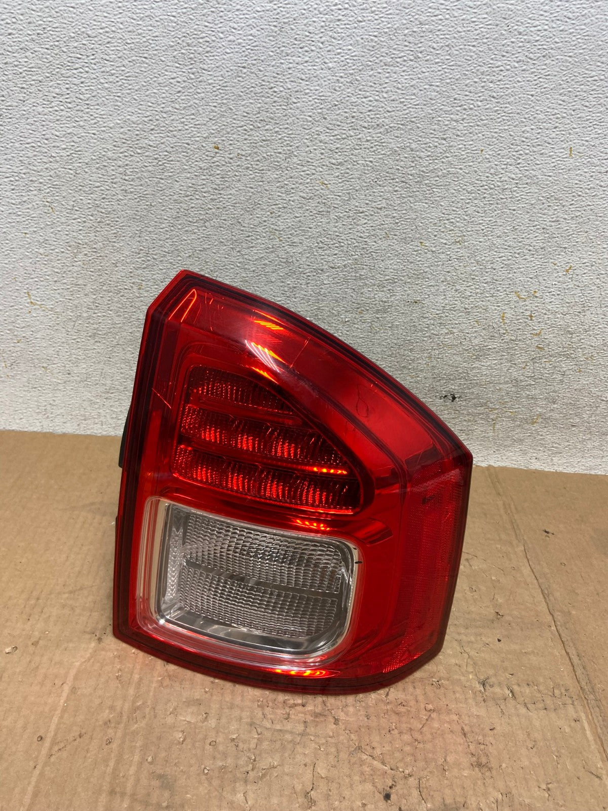 2011 2012 2013 Jeep Compass Right Passenger Rh Side Tail Light AI5628 LK0