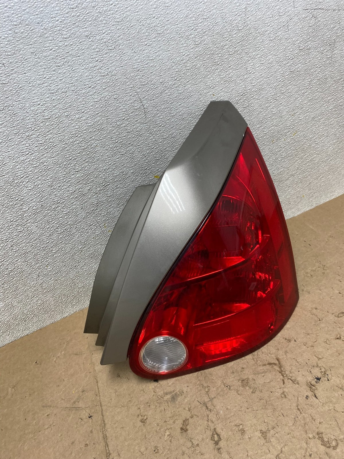 2004 2005 2006 2007 2008 Nissan Maxima Right Passenger Tail Light Oem X2425 DW2