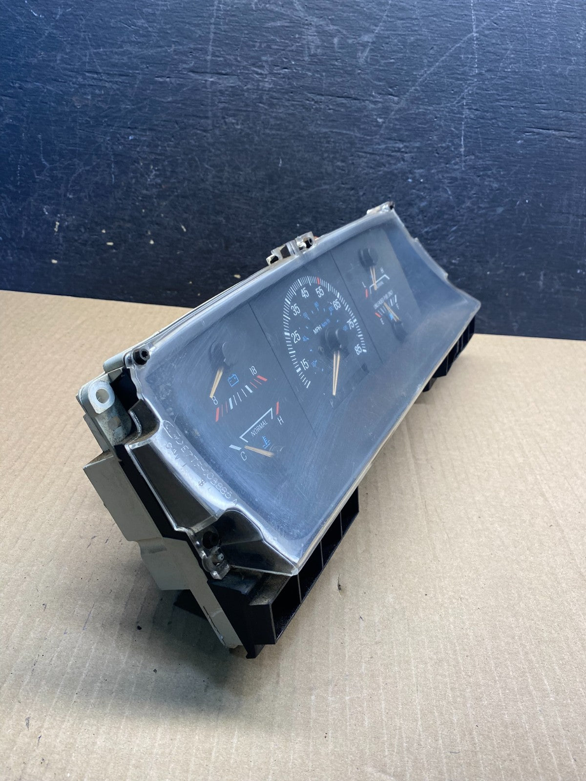 1987 to 1991 Ford F150 F-Series Bronco Speedometer Cluster Gauge AG3916 DW1