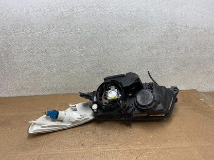 2002 to 2005 Saab 9-5 Right Passenger Side Xenon HID Headlight OEM y5974 DG5