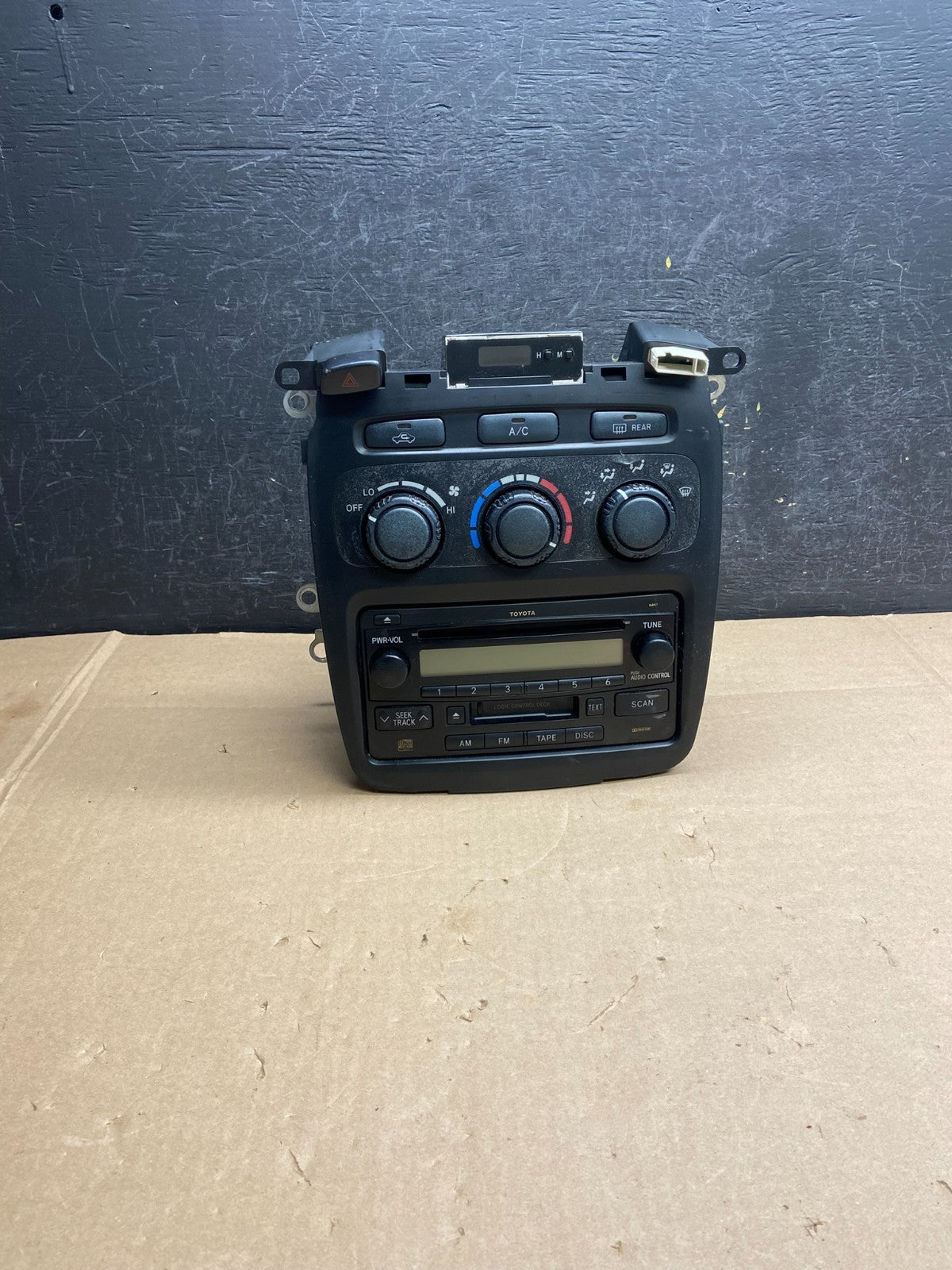 2003 - 2005 Toyota Rav4 Am Fm Cd Player Radio Receiver AI6260 DG0