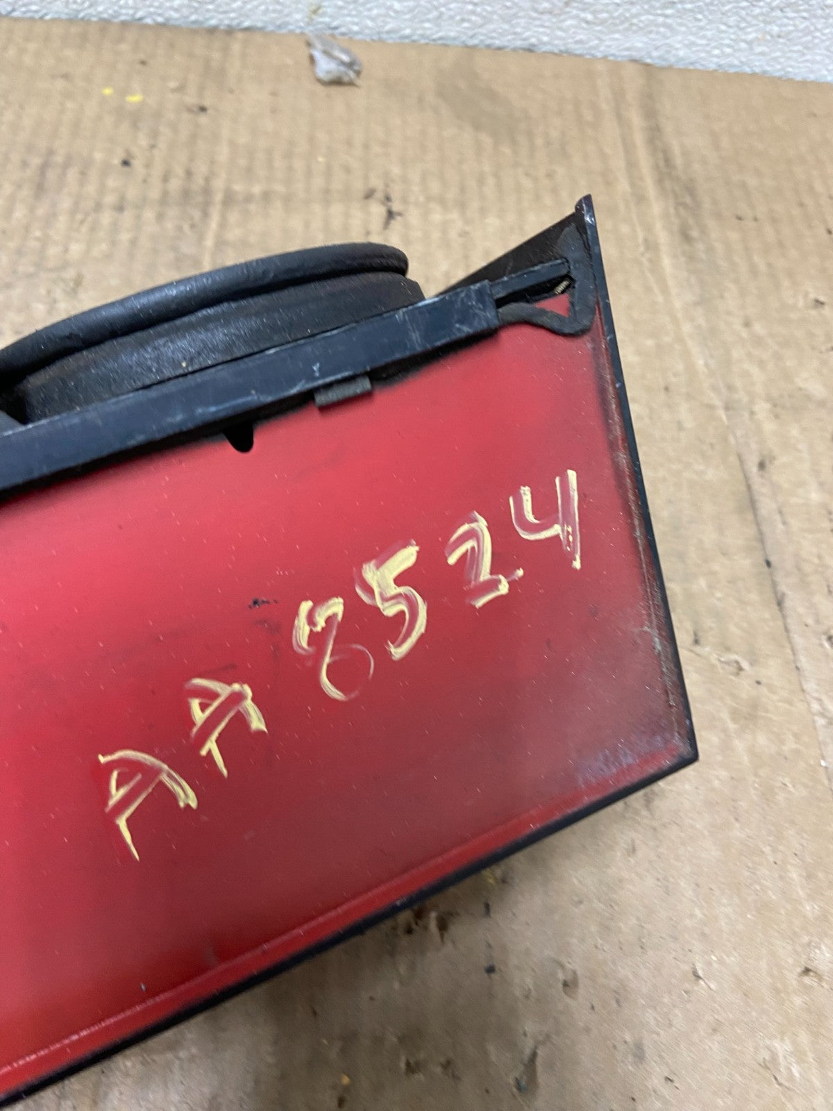 1983 1984 Ford Thunderbird Right RH Passenger Side Tail Light AA8524 LK7