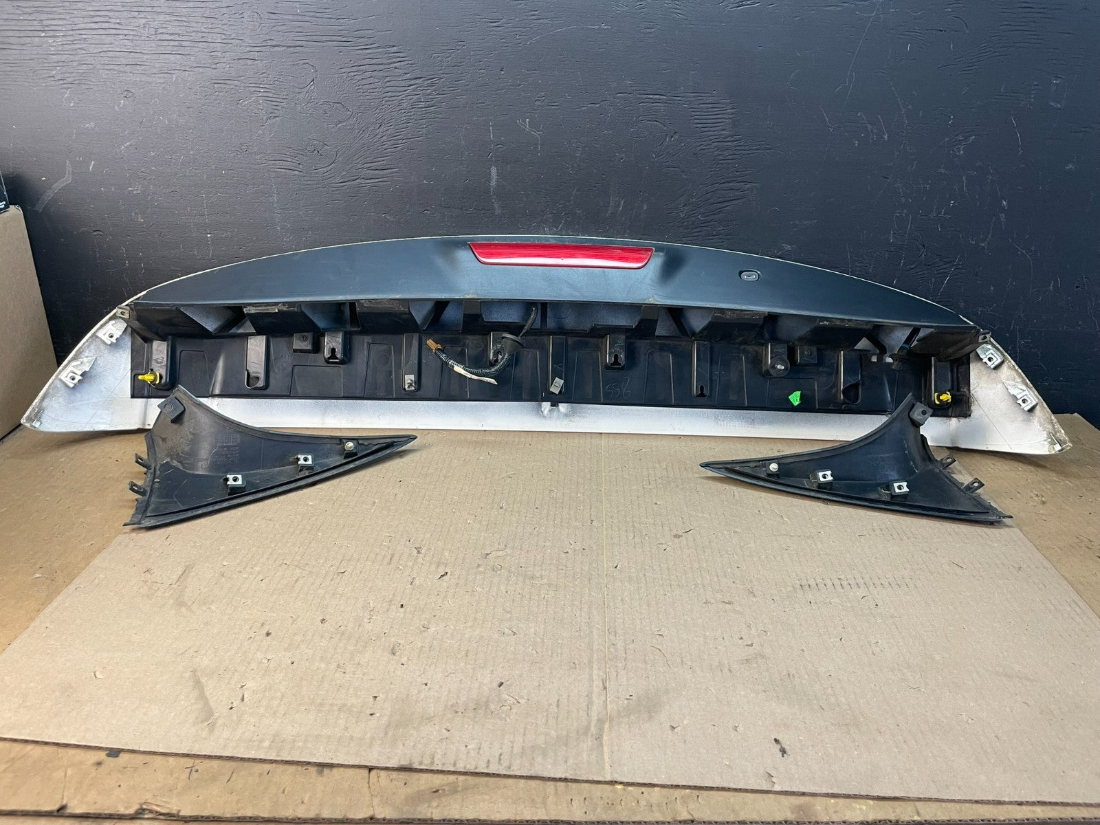 2013-2020 Nissan Pathfinder Rear Spoiler Wing Oem AC1886 DG4